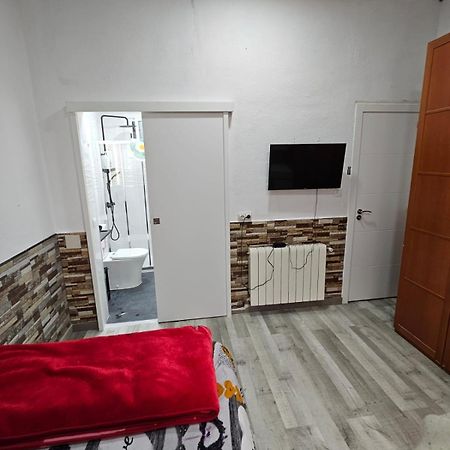 Habitacion Doble Con Bano Privado 오스피탈레트 데 요브레가트 외부 사진